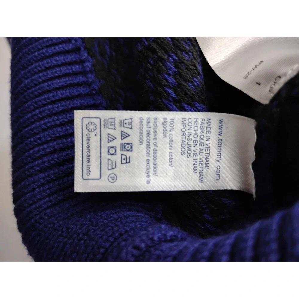 Tommy Hilfiger Knit Long Sweater Sweater Size Large Flag Aztec Print